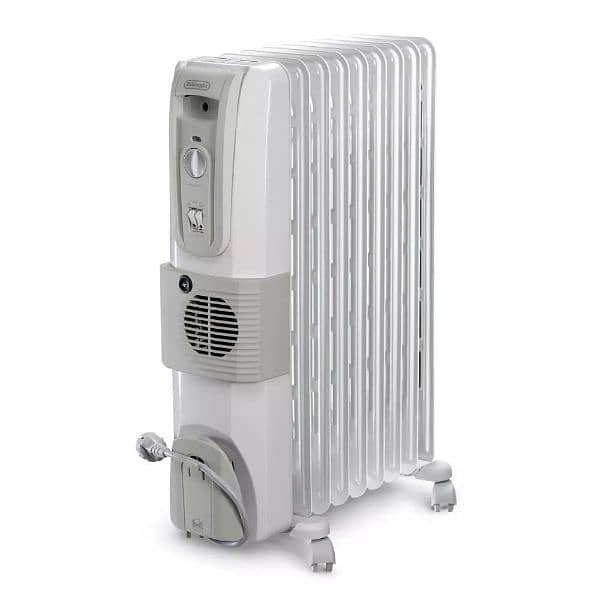 De'Longhi oil Heater: New: Condition , undamaged 0