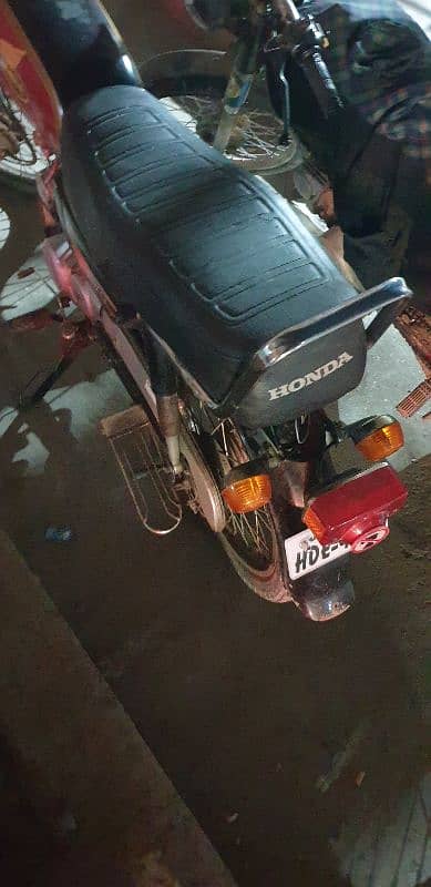 honda 70 v. good bike 03312999211 3