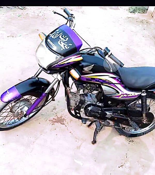 Honda Pridor, model 2014, Total genuine. 3