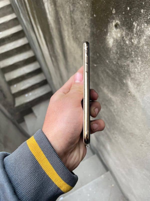 iPhone xs 512gb factory unlock 2