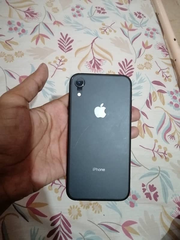 IPhone Xr factory unlock 64GB                       x/xr/xs/11 1