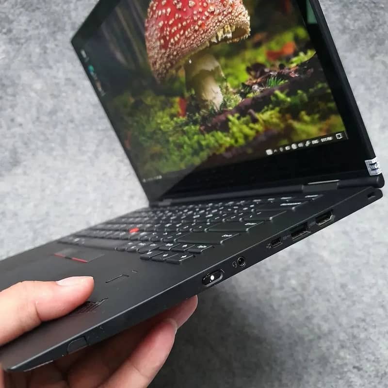 Lenovo Thinkpad X1 Yoga 360x Convertible- Core i7 7th Gen Processor 4