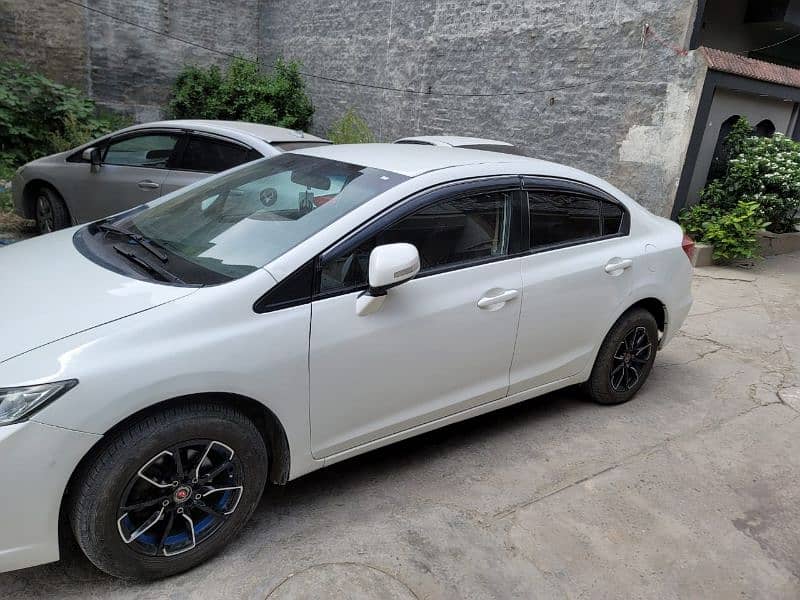 Honda Civic VTi 2013 11