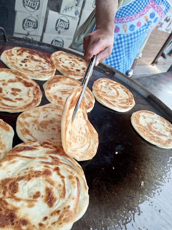 Roti and Parata Maker 0