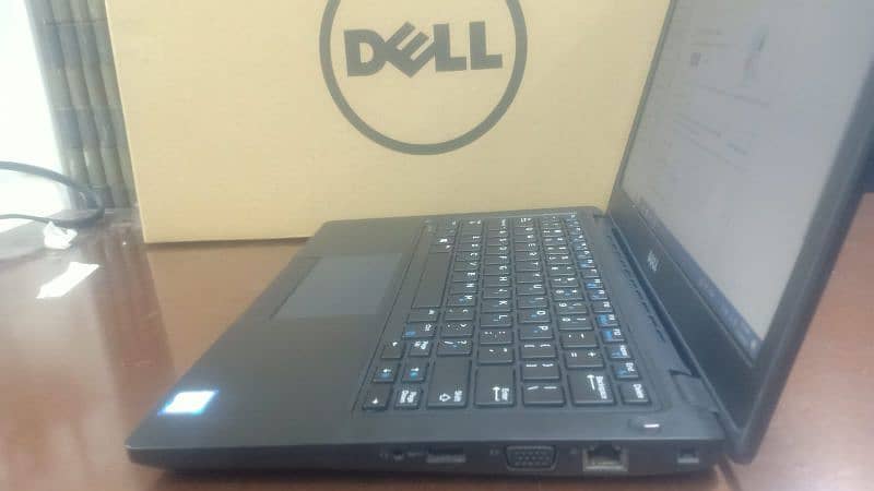 Dell 5280 Core i5 7th Generation 4