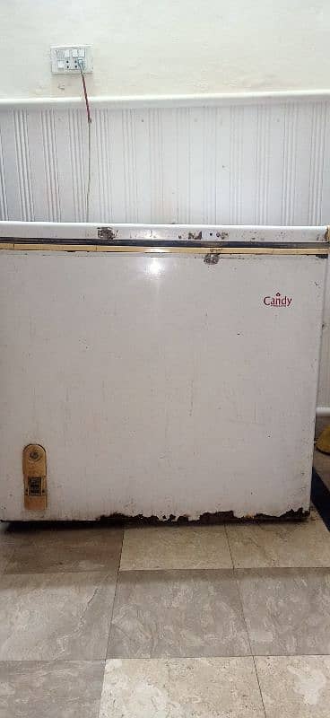 old freezer condition 6/10 working 100% 2