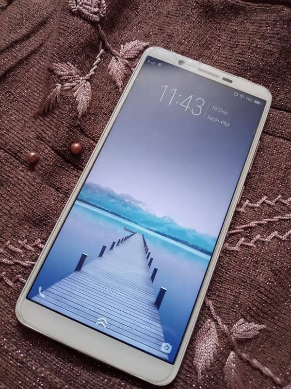 Vivo Y71 || 6/128gb || dual SIM ||memory card 3