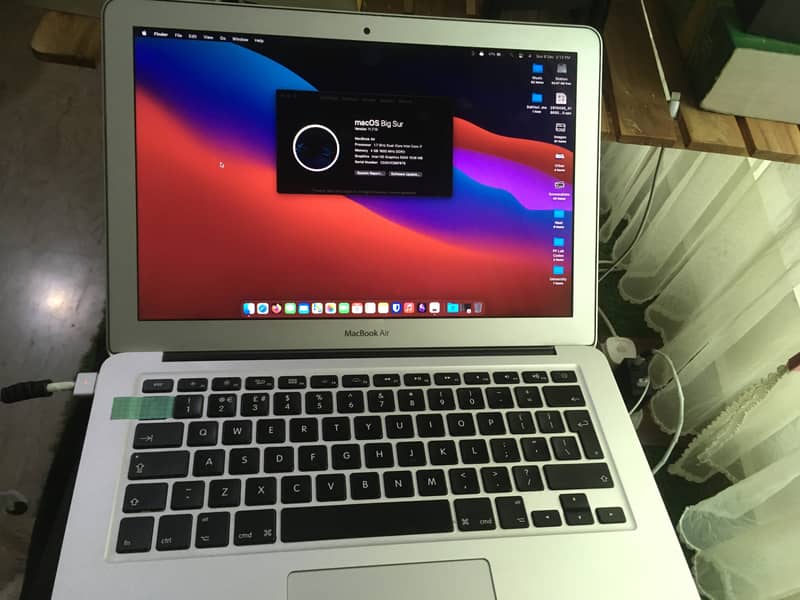 MacBook Air (Mid 2013) - 4/128GB SSD + Free Extra Accessories 7