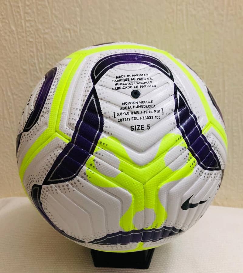 Nike FLIGHT 2025 The Premier League Soccer Ball Size 5 - Sports ...