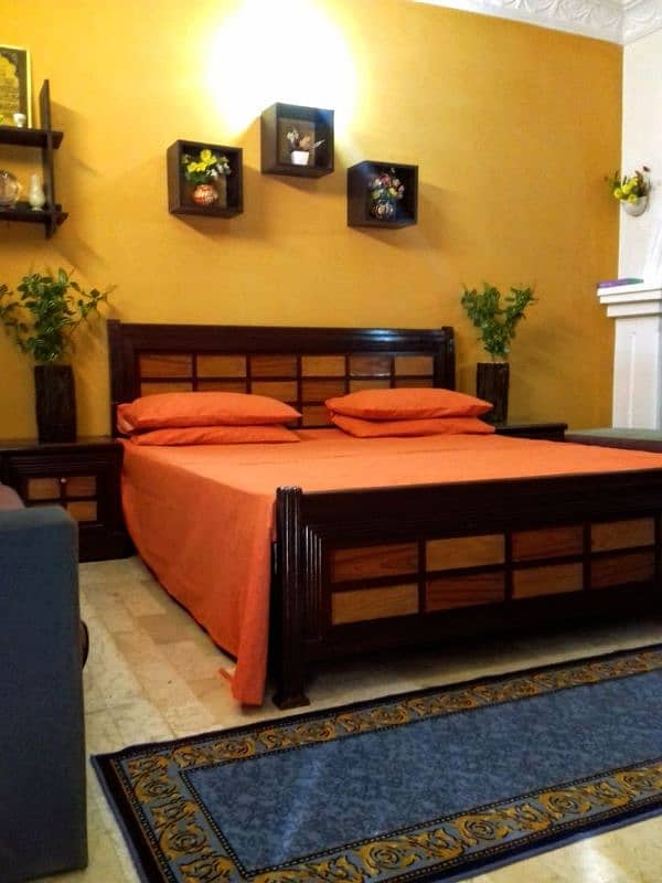 wooden king Bed with 2 siders & mattress (New) 0