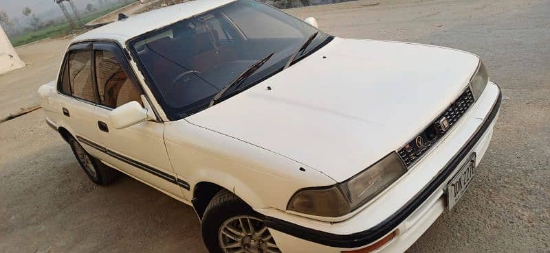 Toyota Corolla XE 1988 7