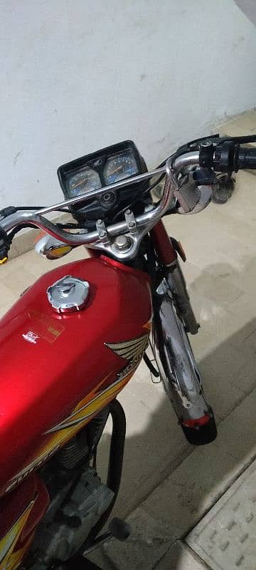 Honda 125 Red 2021 urgent sell 6