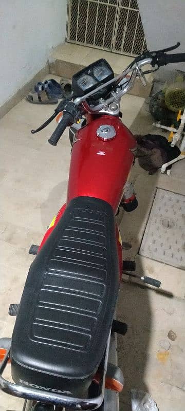 Honda 125 Red 2021 urgent sell 11