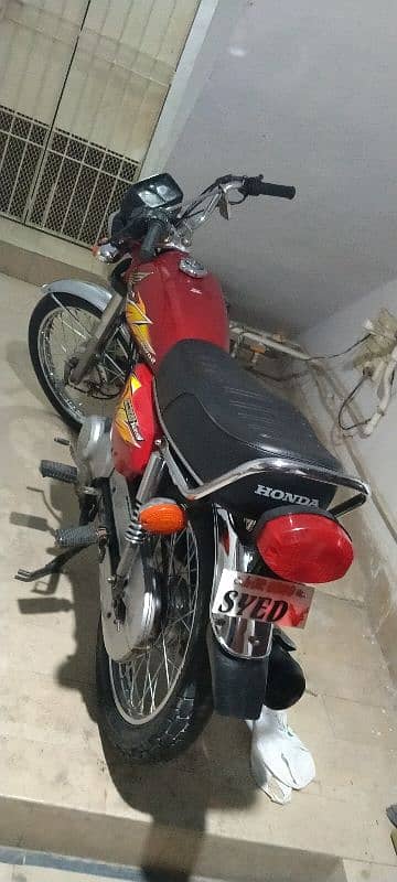 Honda 125 Red 2021 urgent sell 13