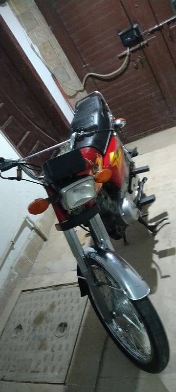 Honda 125 Red 2021 urgent sell 14