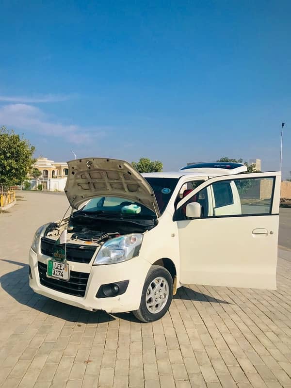 Suzuki Wagon R 2018 1