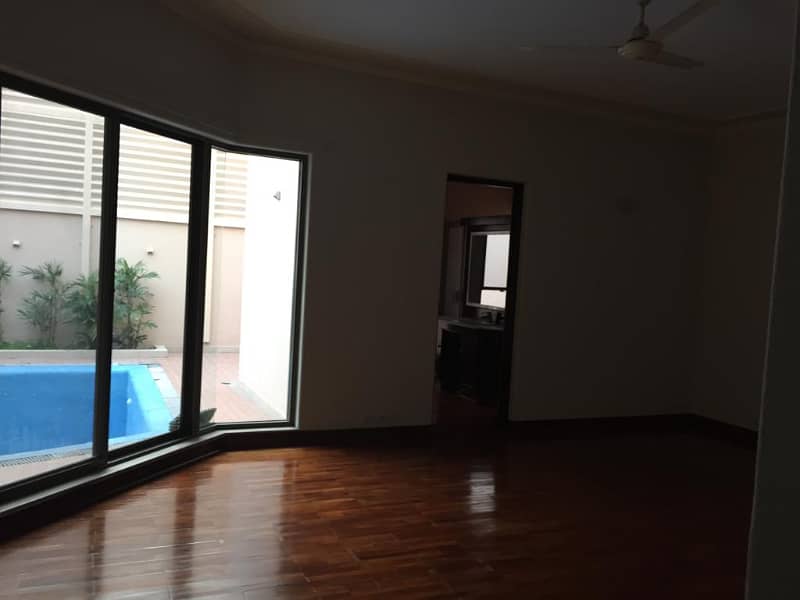 HOUSE FOR SALE IN SARWAR COLONY 4