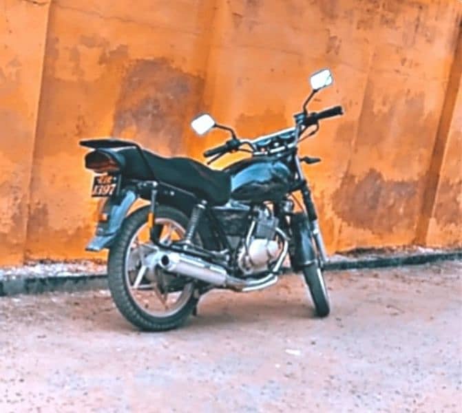 SUZUKI GS 150 SE FOR URGENT SALE IN GENUINE CONDITION. 4