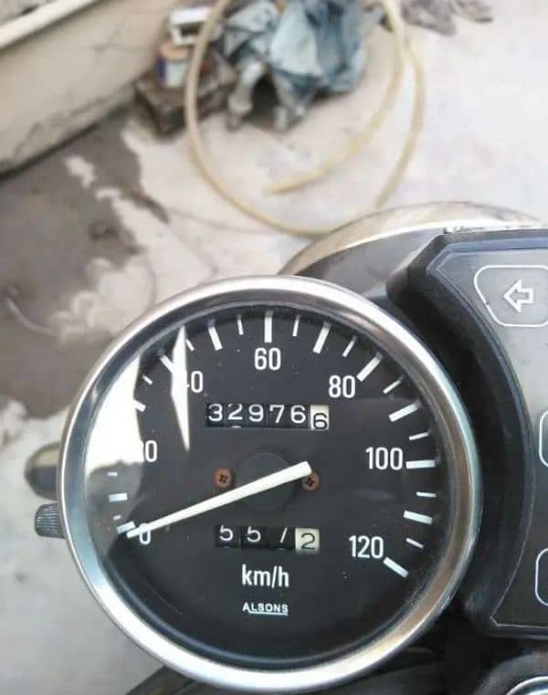 SUZUKI GS 150 SE FOR URGENT SALE IN GENUINE CONDITION. 5