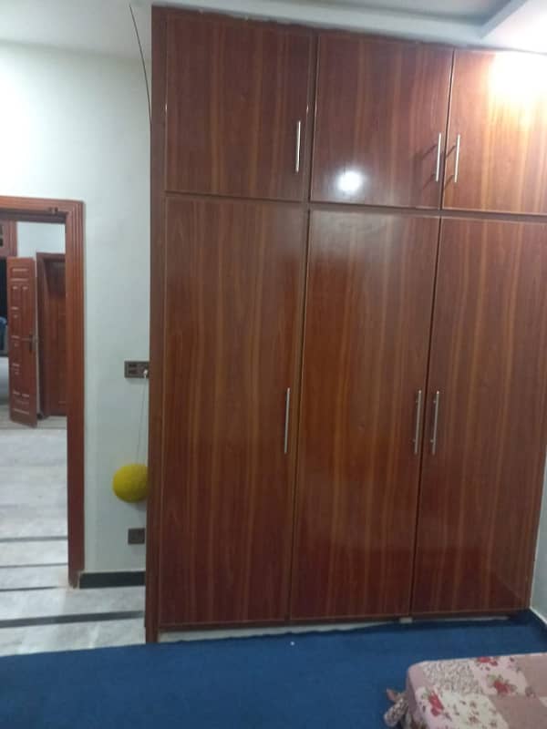 Room available for rent in h-13 Islamabad for bachelors 3