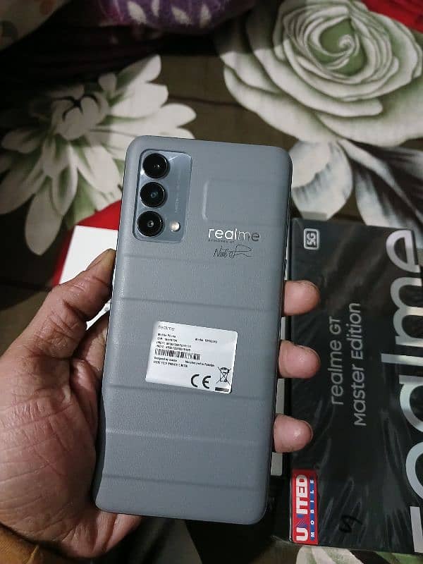 realme GT master 8gb 128gb just like new 3