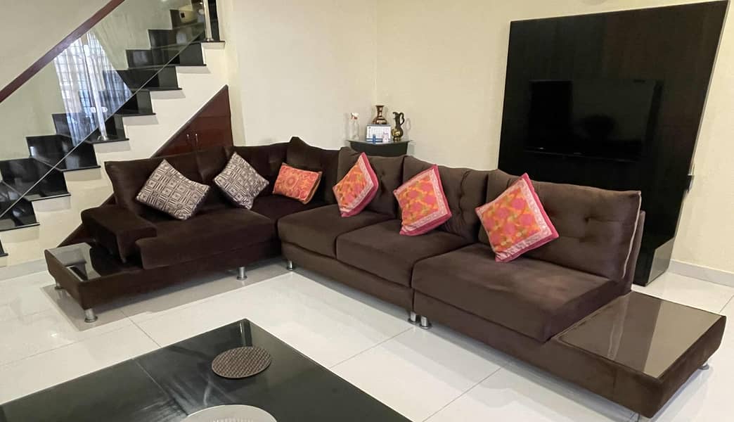 7 seater L shaped sofa 0