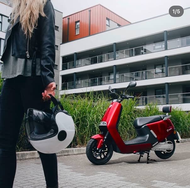 YADEA G5 Electric Scooter 6