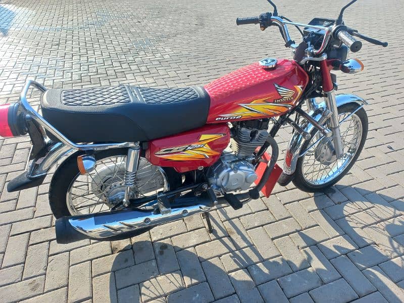 CG 125 classic 10