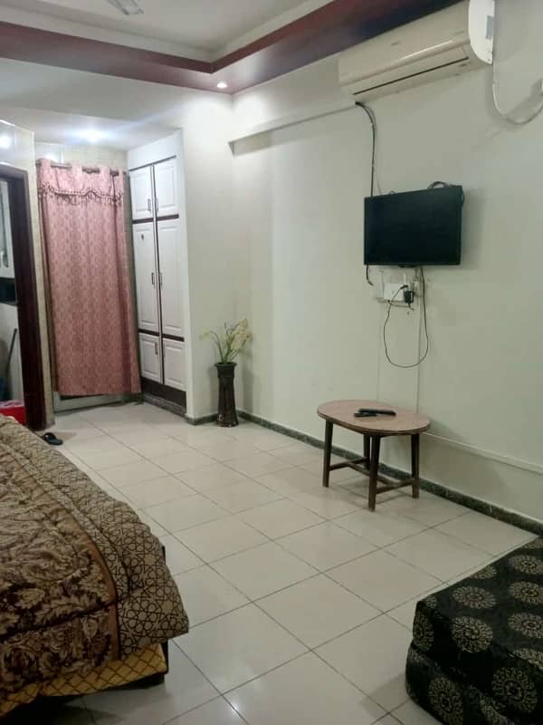 One bedroom fully furnished apartment available for Rent 8