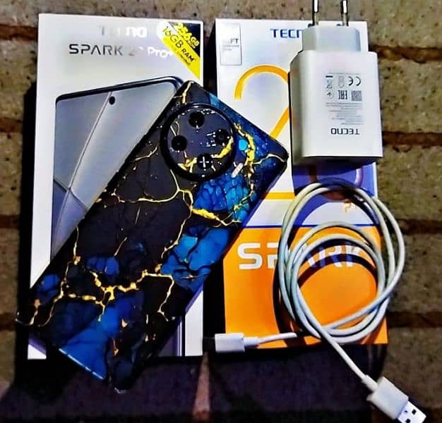 Tecno Spark 20 Pro Plus 0