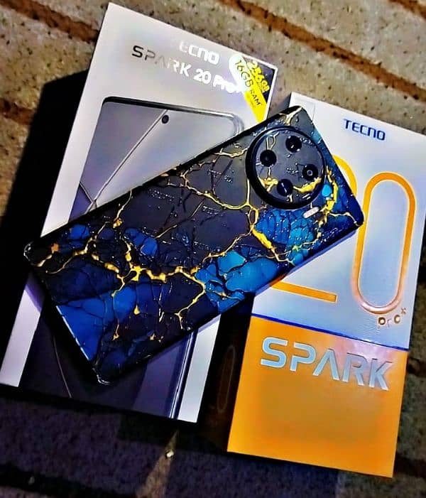 Tecno Spark 20 Pro Plus 4