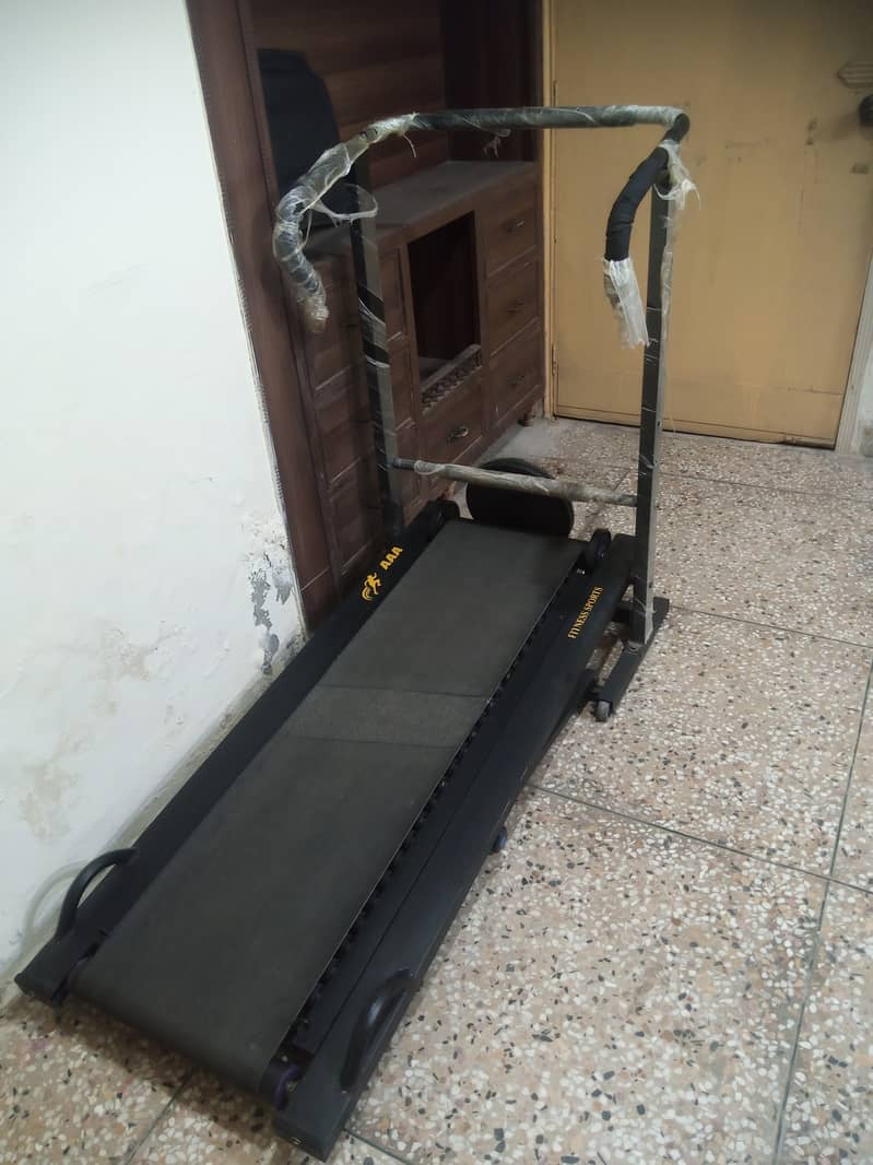 Manual Treadmill for sale brand new 5