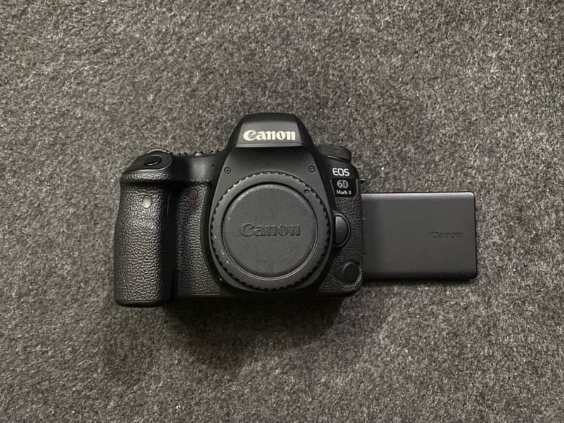 Canon 6d mark ii for sale! 2