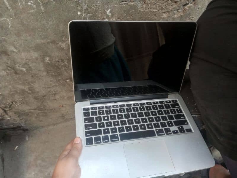 i7 Mac book 2015 model 1