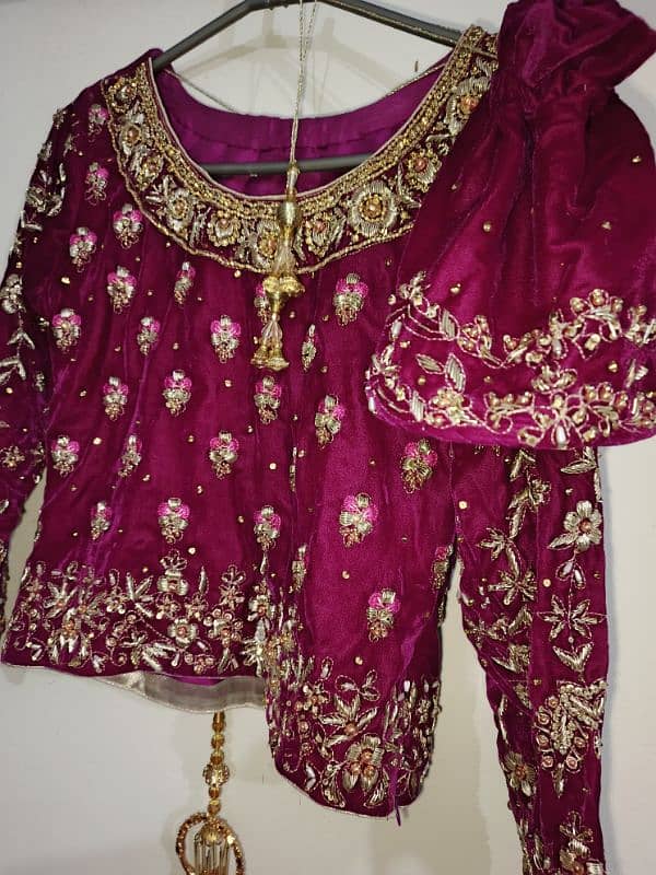 velvet bridal lehnga 3