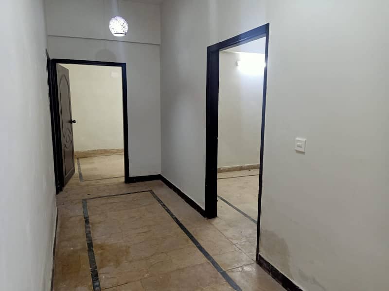 Apartment for rent 3 bed dd badar commercial defense phase 5 Karachi 7