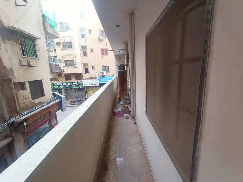 Apartment for rent 3 bed dd badar commercial defense phase 5 Karachi 8