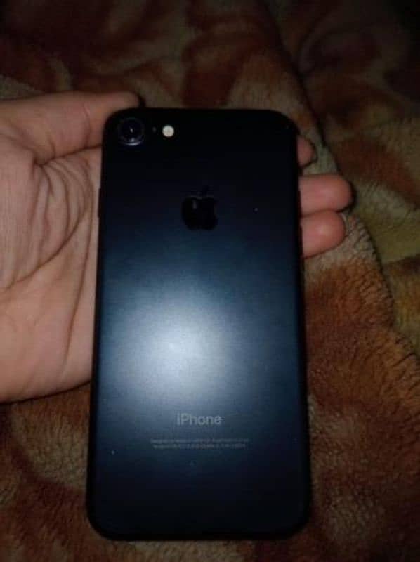 iPhone 7 pta approved 32 gb 5