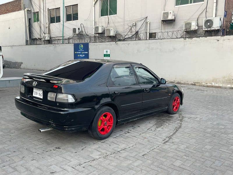 Honda Civic EXi 1995 4