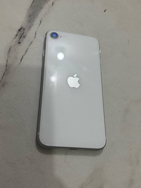 Iphone Se2020 With 10|10 Condition WaterpacK 3