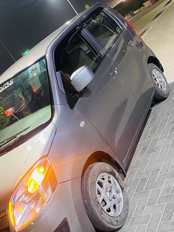 Suzuki Wagon R 2018 3