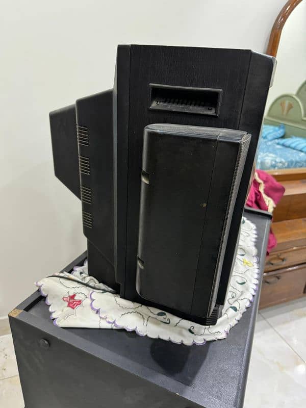 TV with trolley for sale 1