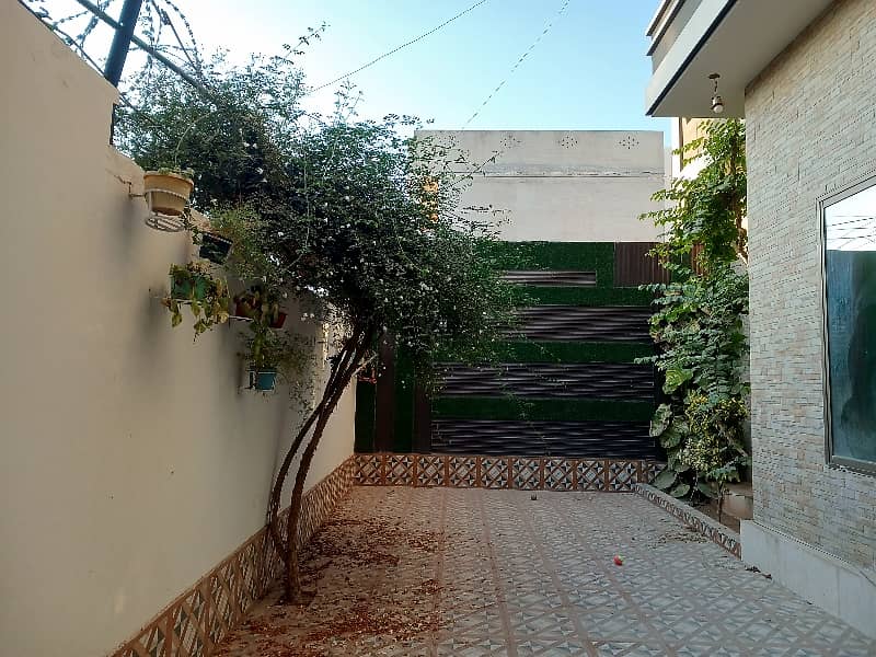 9 Marla Double Story House For Rent in Queen road near cantt palace Sargodha 0