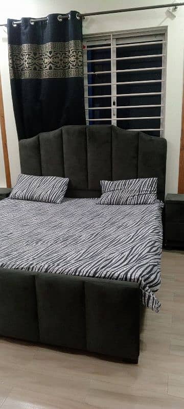 King size double bed set with matres 1