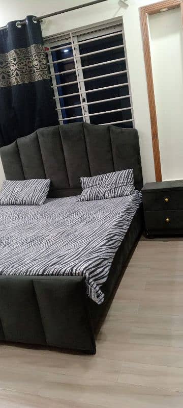 King size double bed set with matres 2