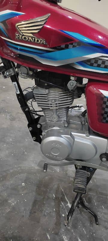 HONDA cg125 2024 3