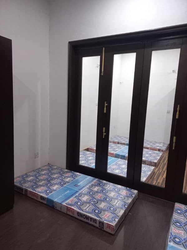 New Ac/non Ac rooms for male students and professionals 4