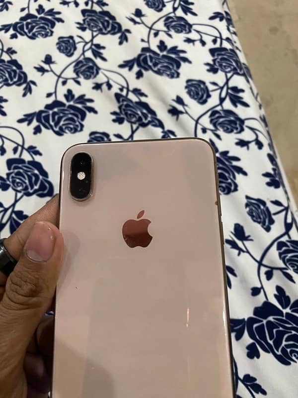 iphone xs max 64 GB FACTOTRY UNLOCKED ALL OK JUST FRONT CAMERA ISSUE 0