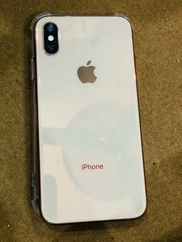 iphone xs in very good condition 10/10 no open no repair 0