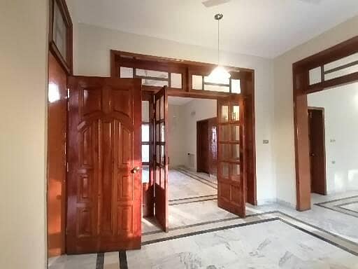 DHA 1 Kanal Ideal Upper Portion With Separate Gate For Rent In Phase 3 8